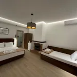 Batalogianni Pensjonat 3*