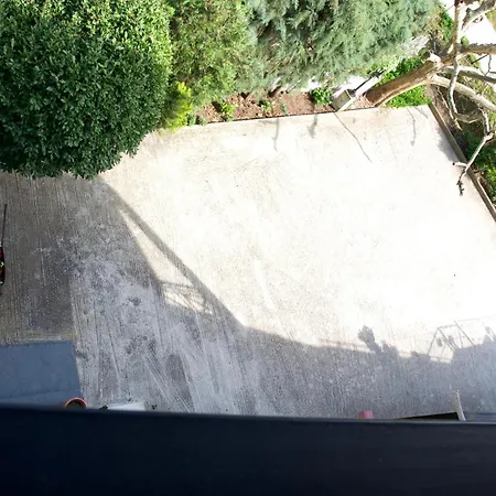 Πανσιόν Batalogianni 4*