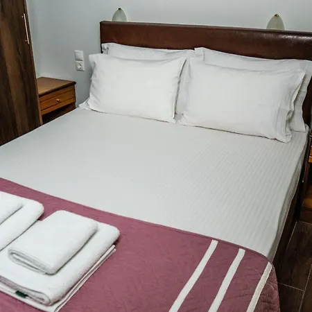 Batalogianni Πανσιόν