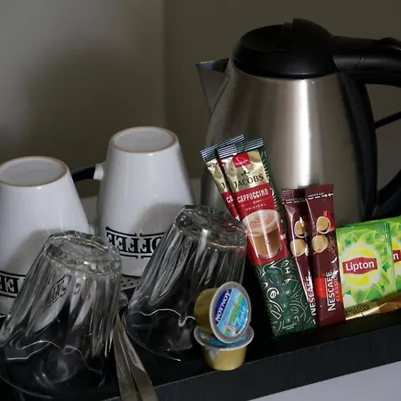 Pensión Batalogianni 4*