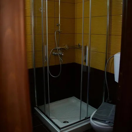 Batalogianni Πανσιόν 4*