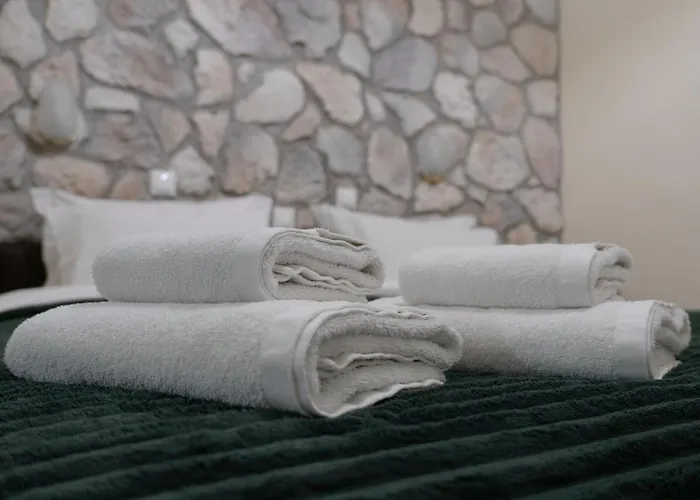 Pensionat Rooms Batalogianni 4*